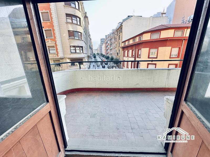 Foto 5210114a-a382-4260-b5b7-0283078ae76b. Flat with heating in Zona Indautxu Bilbao