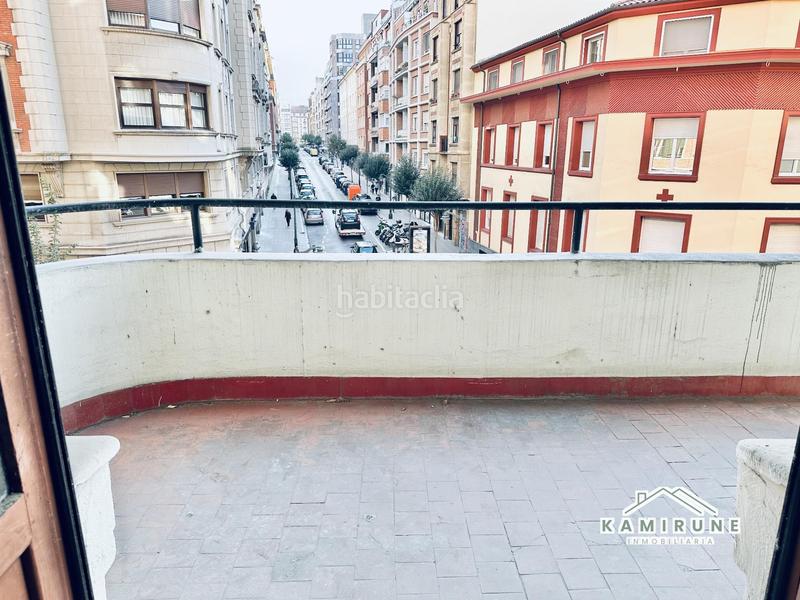 Foto a5df7b26-a3a4-4edb-8783-f6ed99a851b4. Flat with heating in Zona Indautxu Bilbao