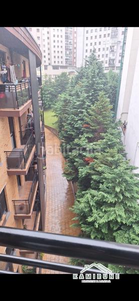 Foto 83dbffc4-c42d-4652-9b35-fe859533fd2e. Piso  en Atxuri Bilbao