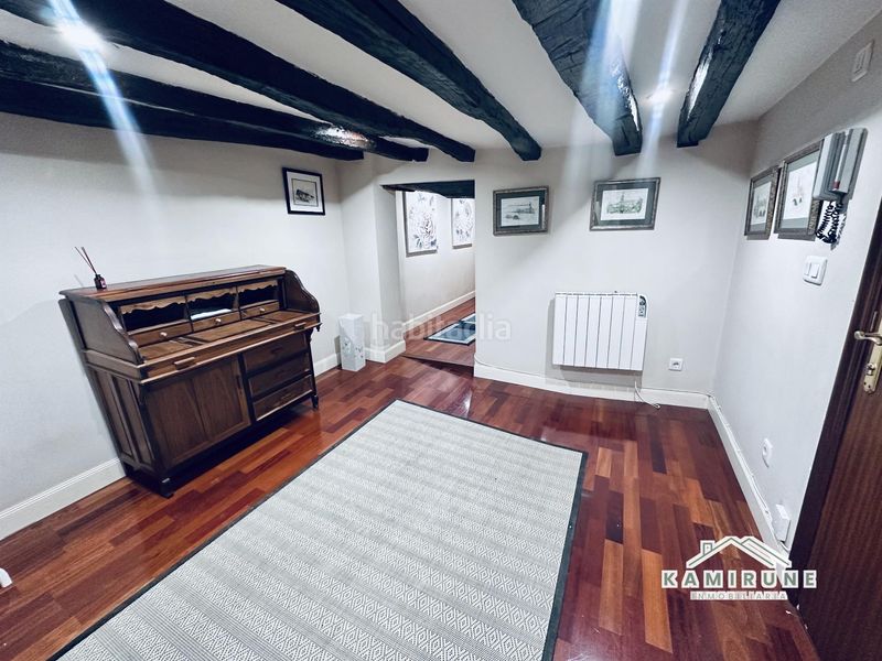 Foto 17ac71db-eeb7-4cf2-895e-189618cc39fd. Piso  en Casco Viejo Bilbao