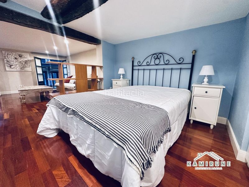 Foto 6a4e3fb6-5b96-4d15-acf2-cd03213b3ed8. Piso  en Casco Viejo Bilbao