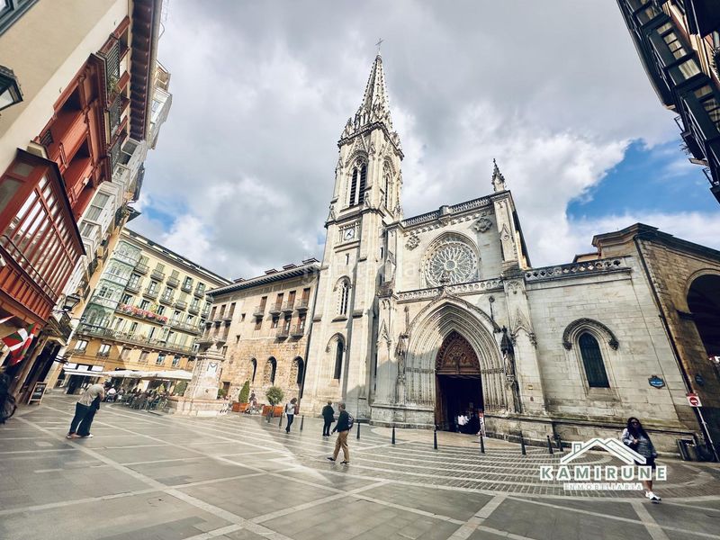 Foto 6e81a0f7-6b96-496d-91d1-1a08e0e24ea0. Piso  en Casco Viejo Bilbao