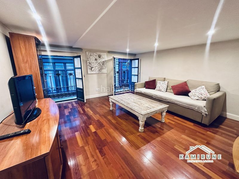 Foto 75f4b199-87d6-4637-abcc-b6ac4965b152. Piso  en Casco Viejo Bilbao