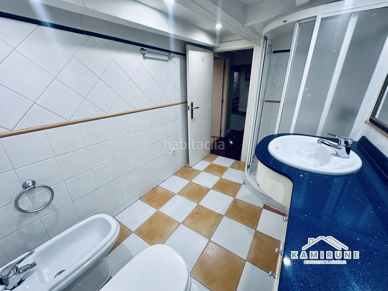 Foto ba1f874b-8251-49a9-b2bb-b308e4eb5cfd. Piso  en Casco Viejo Bilbao