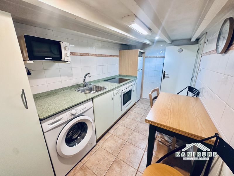 Foto bb97cd92-dff2-49d0-bb9d-d7dc3d58debc. Piso  en Casco Viejo Bilbao