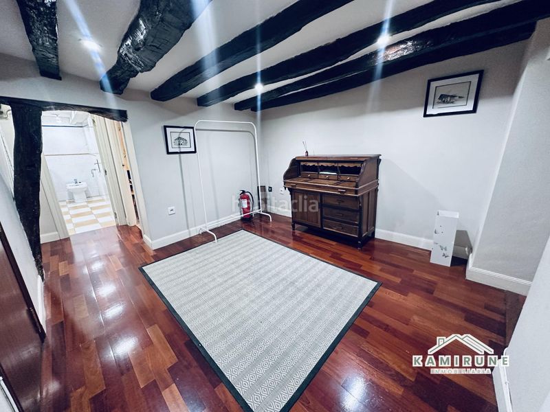 Foto d54da24c-4221-464f-8587-5d30af1fe2f2. Piso  en Casco Viejo Bilbao