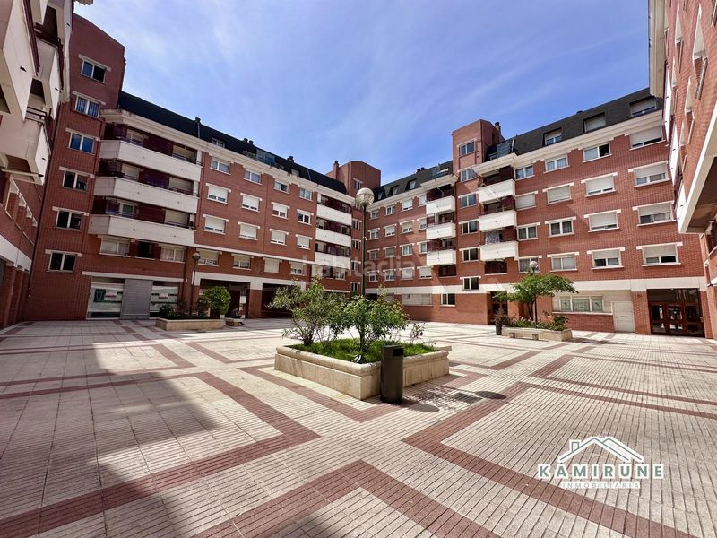 Foto bbcac422-0b8f-43d1-9522-77fd95450c68. Ático atico en Txurdinaga Bilbao