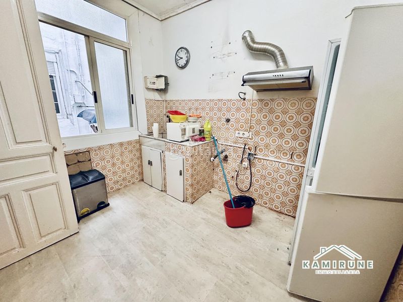 Foto bcaf3fa1-b9f8-4c4c-af62-16b58ca700a2. Piso  en Zabalburu Bilbao