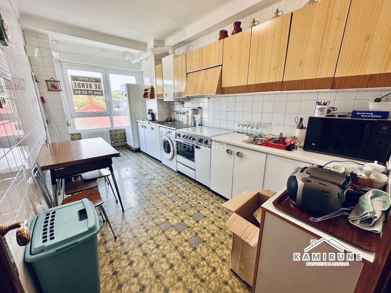 Foto 043a1571-60e1-419b-8b40-548f28c289c7. Flat with heating in Derio