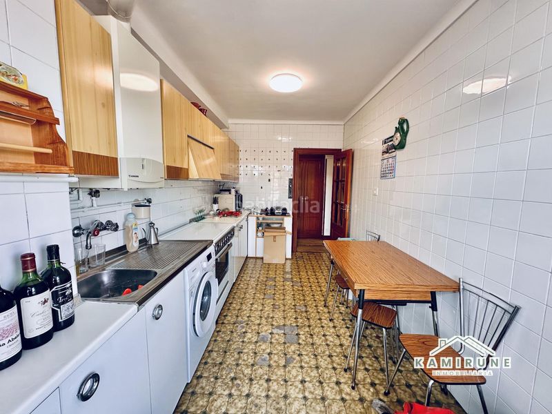 Foto e0f000db-d200-4794-85c6-5bcd98504e4e. Flat with heating in Derio