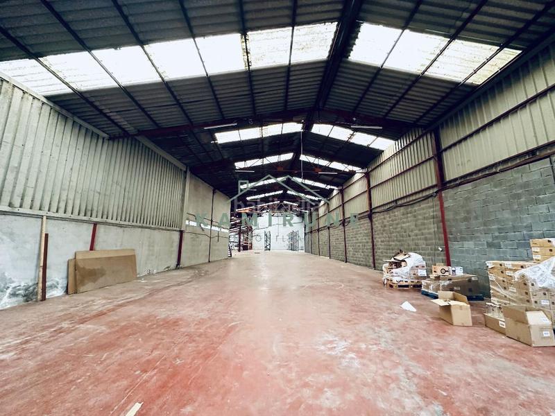 Foto 5932f429-2504-4f89-8ff3-455d683254bf. Capannone industriale in Zorrotza Bilbao