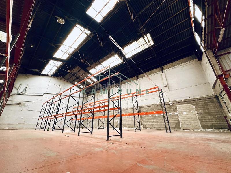 Foto a2714c33-959e-41d8-b781-22d0a4f13e2b. Capannone industriale in Zorrotza Bilbao