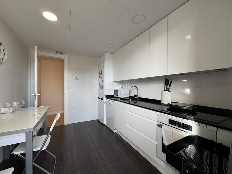 Foto 60a80a38-6203-4407-a70a-dcb00e6fa5a5. Piso  en venta emilia pardo bazan en El Campillo - Norte Logroño