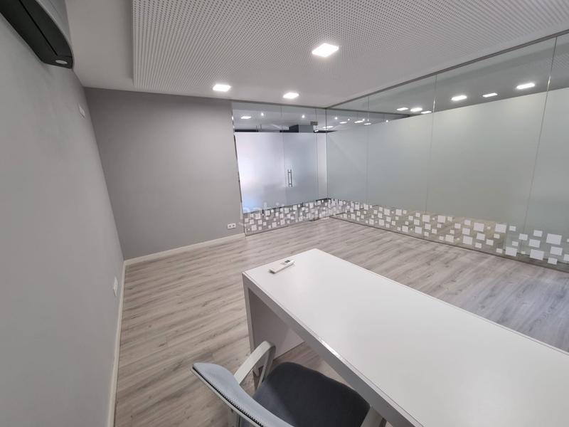 Foto cd083a24-7605-4089-82c4-4510730f1b90. Location bureau dans parque de Los Lirios 1 dans Los Lirios Logroño
