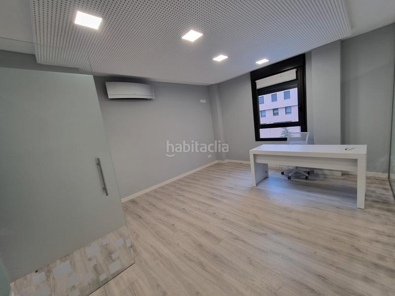 Foto 40102b01-f988-436f-9c12-b09351d8618d. Miete büro in parque de Los Lirios 1 in Los Lirios Logroño