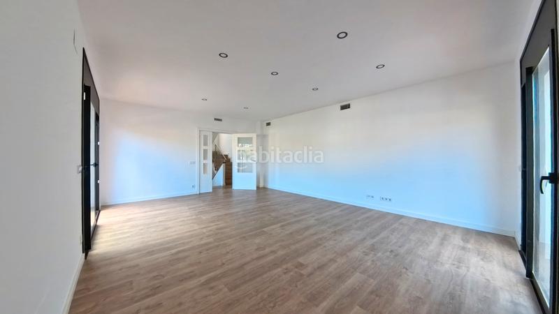 Foto 3cb59c75-8529-464a-89f5-8d476edc8930. Xalet amb aparcament piscina a Segur de dalt Segur de Calafell