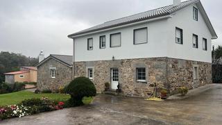 Maison à Baña (A). Encantadora casa rústica reformada con finca de 10.000 m² en a b