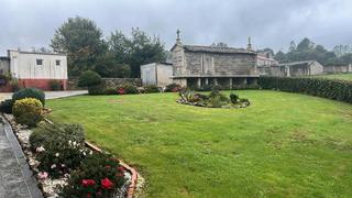 Maison à Baña (A). Encantadora casa rústica reformada con finca de 10.000 m² en a b