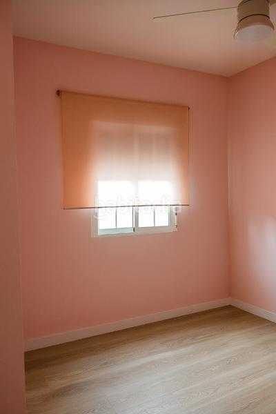 Foto 46ac6499-fa8f-4f16-887e-3b89d9297b35. Casa a schiera con parcheggio in Santos de Maimona (Los)