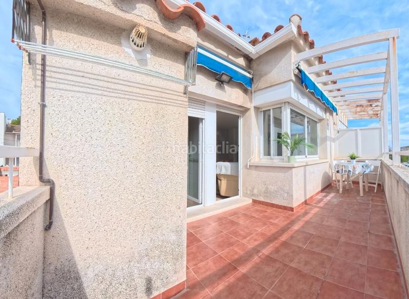 Foto 980f9d2d-7932-4871-8f56-624ad31805cd. Casa adossada a Cunit residencial Cunit