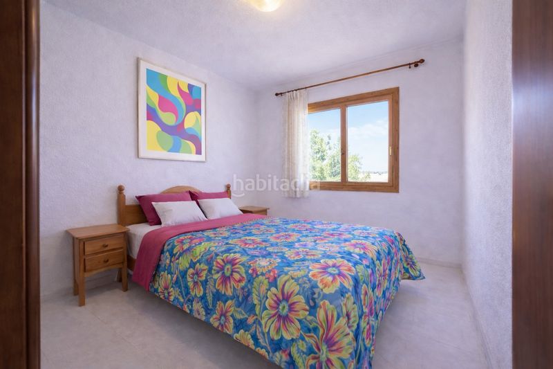 Foto 01c7f718-1f3a-4bba-9fe8-c6444fcffe04. Casa adossada amb xemeneia aparcament piscina a Cunit residencial Cunit