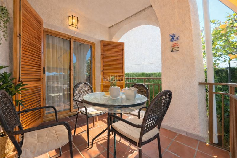 Foto 0cbd39c0-5f76-46ad-960f-62cc5b6dccb5. Casa adossada amb xemeneia aparcament piscina a Cunit residencial Cunit