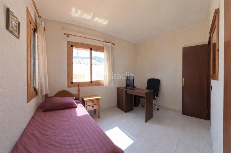 Foto 1ab09003-5ac4-4da8-807c-45ca4d4115f2. Casa adossada amb xemeneia aparcament piscina a Cunit residencial Cunit