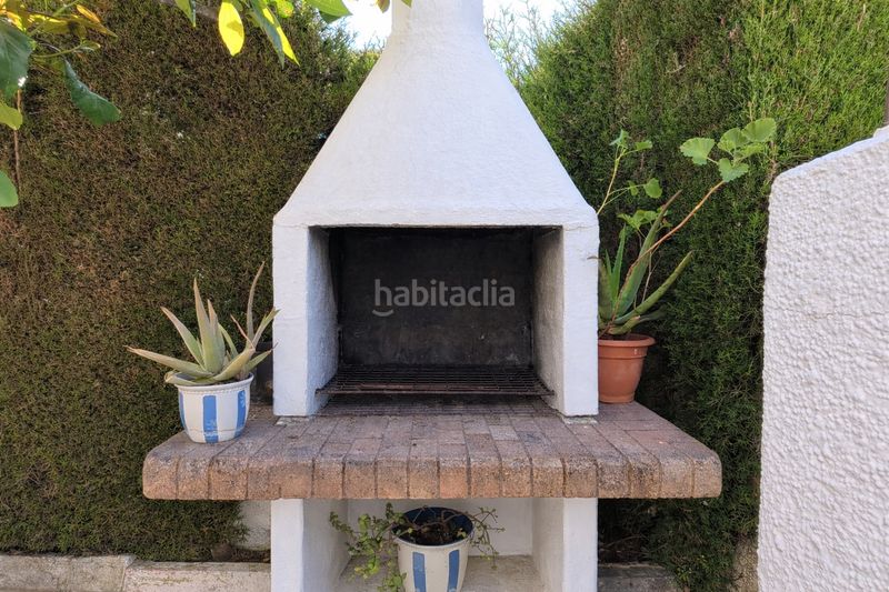 Foto 5032cfb4-7f40-469e-af39-4a6d45f659e1. Casa adossada amb xemeneia aparcament piscina a Cunit residencial Cunit