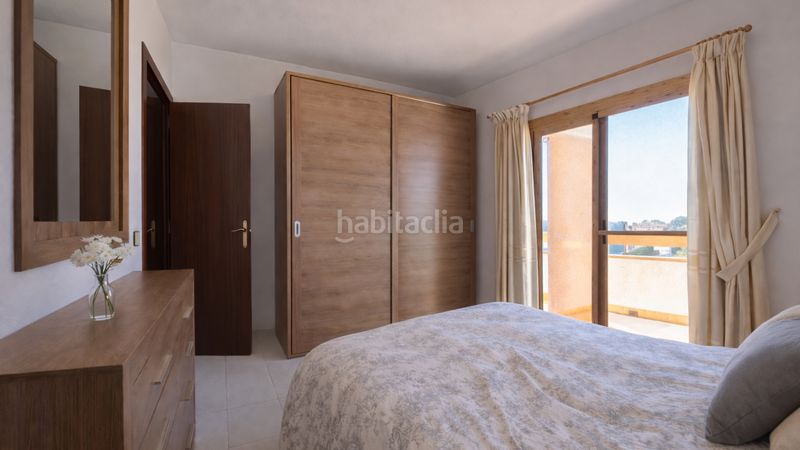 Foto b380b6d4-6354-4232-ab1d-dd4ca1e979a1. Casa adossada amb xemeneia aparcament piscina a Cunit residencial Cunit