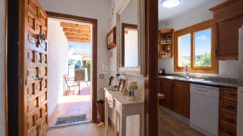 Foto cf67788f-5b3c-46f0-a3e2-ad8234e255af. Casa adossada amb xemeneia aparcament piscina a Cunit residencial Cunit