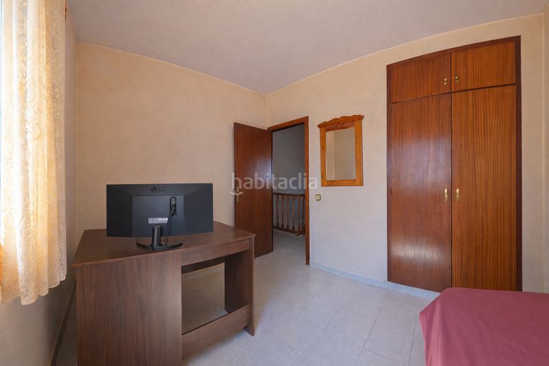 Foto de3dec70-5b58-4d40-b4f4-4eea1ccb7d43. Casa adossada amb xemeneia aparcament piscina a Cunit residencial Cunit