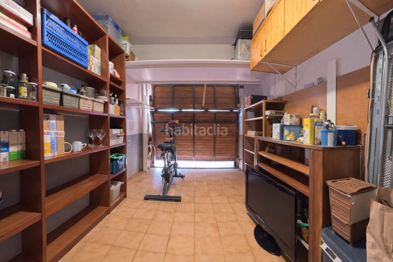 Foto e430b7c3-72e2-4165-ae89-d905ed25b15c. Casa adossada amb xemeneia aparcament piscina a Cunit residencial Cunit