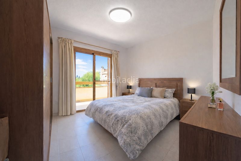 Foto fa33c0b2-c470-47cd-983d-90e94bc61ddb. Casa adossada amb xemeneia aparcament piscina a Cunit residencial Cunit