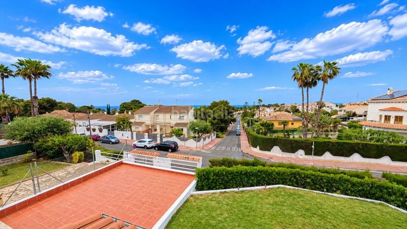 Foto 1ee33c55-fb64-43e9-bb3b-a7c4cfb119d3. Casa amb xemeneia aparcament a Cunit residencial Cunit