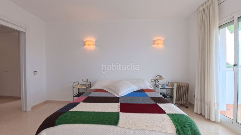 Foto 2bfba769-3caa-4f9e-ad89-44b6e9ebd16f. Casa amb xemeneia aparcament a Cunit residencial Cunit