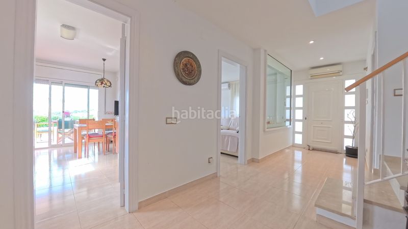 Foto 548d751b-e686-4398-b135-e60f3762025f. Casa amb xemeneia aparcament a Cunit residencial Cunit