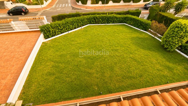 Foto 69d29d41-5374-44aa-8c60-ebf955b2d5eb. Casa amb xemeneia aparcament a Cunit residencial Cunit