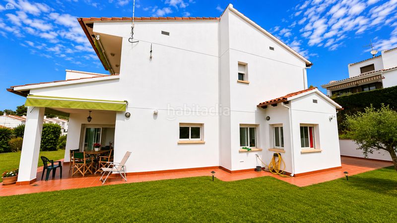 Foto 71b303a5-2c51-472f-b250-5d1cb2684958. Casa amb xemeneia aparcament a Cunit residencial Cunit