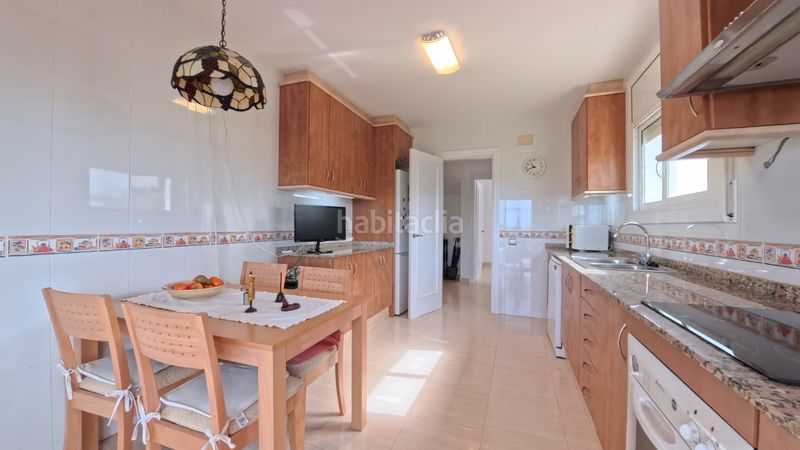 Foto 79f8781e-f46f-4bed-8ed7-82eb51526762. Casa amb xemeneia aparcament a Cunit residencial Cunit