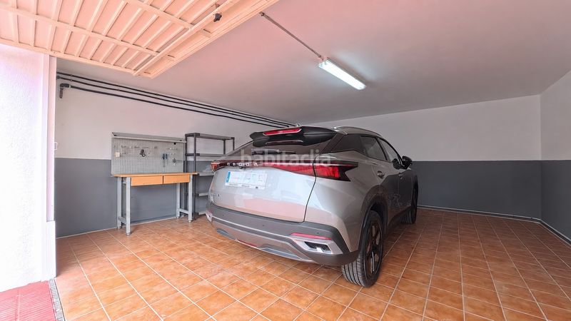 Foto cbec3b3b-8c40-453b-8ee5-5efd86b85b1b. Casa amb xemeneia aparcament a Cunit residencial Cunit