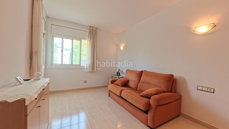 Foto dd4bc6ae-e4f8-4b4a-87d0-d30ed6d4bb1d. Casa amb xemeneia aparcament a Cunit residencial Cunit