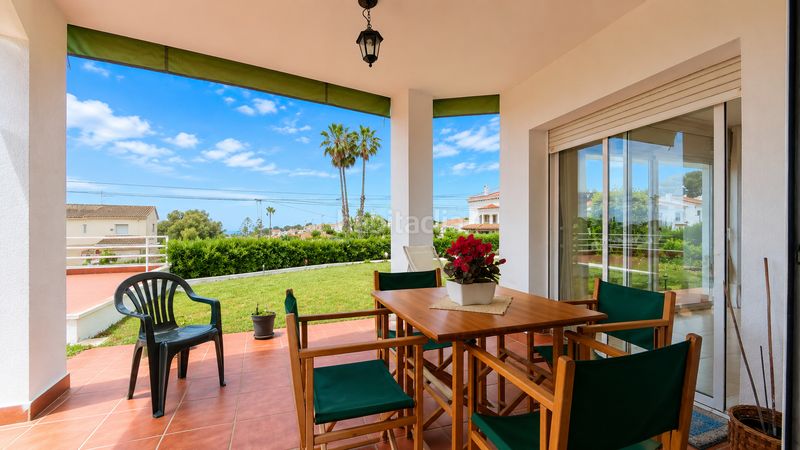 Foto de2cc4d2-a10b-40da-9d04-64bfc14ed3dd. Casa amb xemeneia aparcament a Cunit residencial Cunit