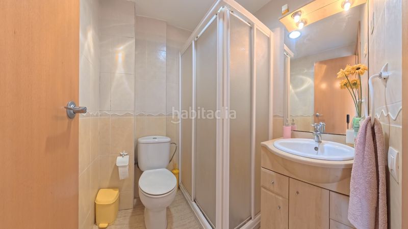 Foto a720bbba-cf2a-4d3c-a030-bd5b492f0dd9. Casa adossada amb calefacció aparcament piscina a Cunit