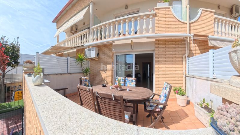 Foto d749a7b6-cb70-4063-9216-c79b17ce0218. Casa adossada amb calefacció aparcament piscina a Cunit