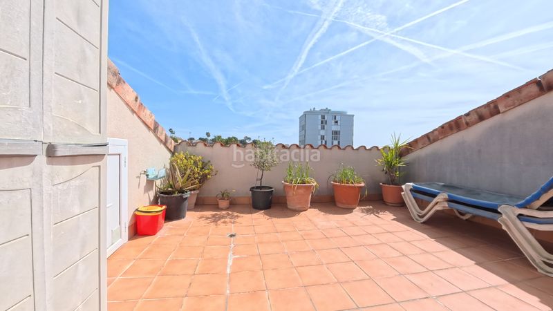 Foto e9f219ad-c90d-4ce6-a508-e8f56ef74ea5. Casa adossada amb calefacció aparcament piscina a Cunit