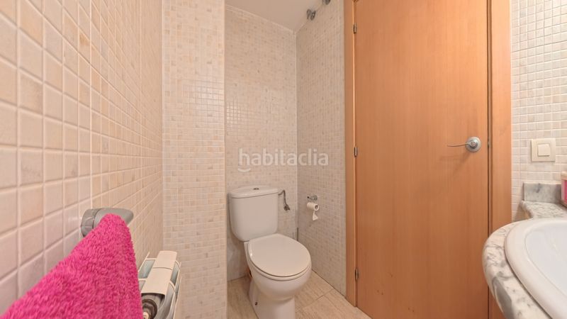 Foto f71d4428-39ff-4d4b-95b1-5968c60fbd13. Casa adossada amb calefacció aparcament piscina a Cunit
