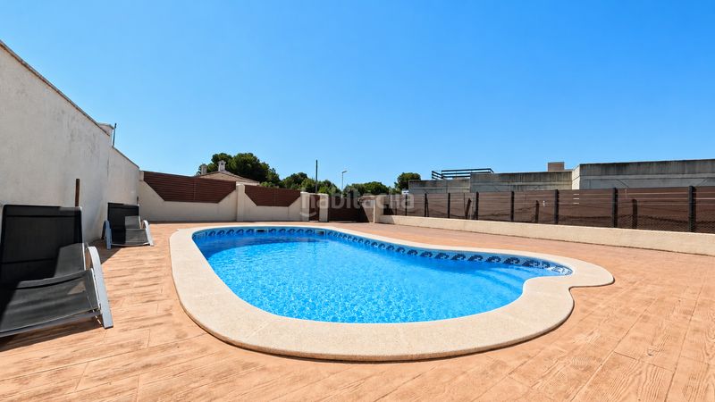 Foto 9b13fa5b-12e6-498e-ad4f-bdde3c0e7772. Xalet amb xemeneia calefacció aparcament piscina a Cunit
