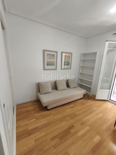 Foto fa918793-a10b-4686-b4f6-04f2dbfcbbad. Rent studio in calle de donoso cortés 5 in Arapiles Madrid