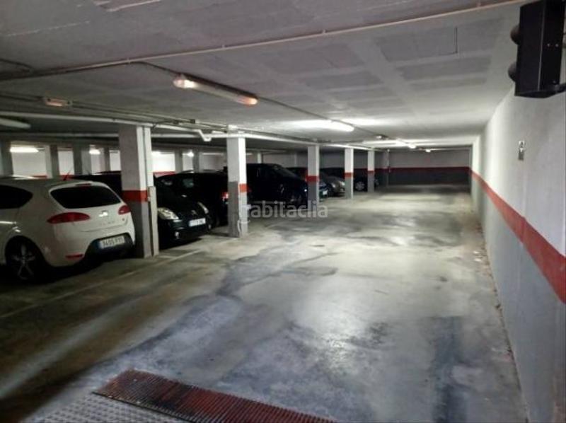 Foto 24cc2161-6119-4366-a740-6068793c02f9. Parking voiture dans Felanitx poble Felanitx