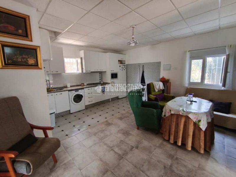 Foto 141ede72-720c-40ba-89db-36efe6fad79b. Masia a pedanías de Badajoz Badajoz